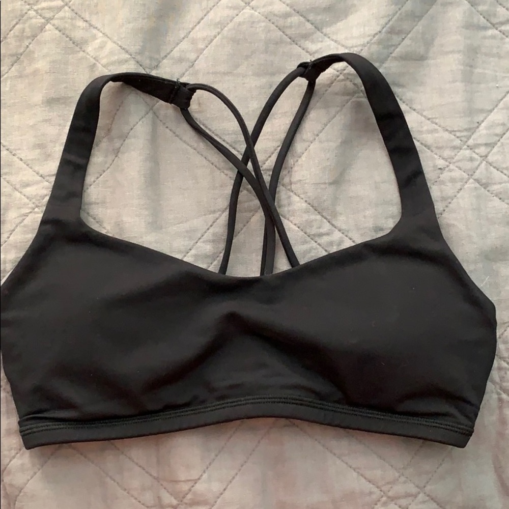 lululemon size 4 black sports bra